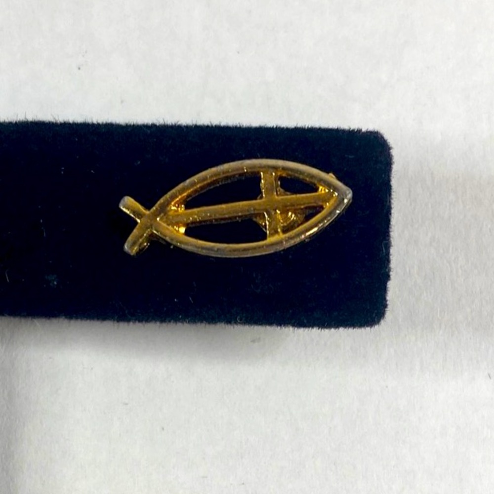 Vintage Jesus Fish With Cross In The Middle   Lapel Pin Gold Color Brooch